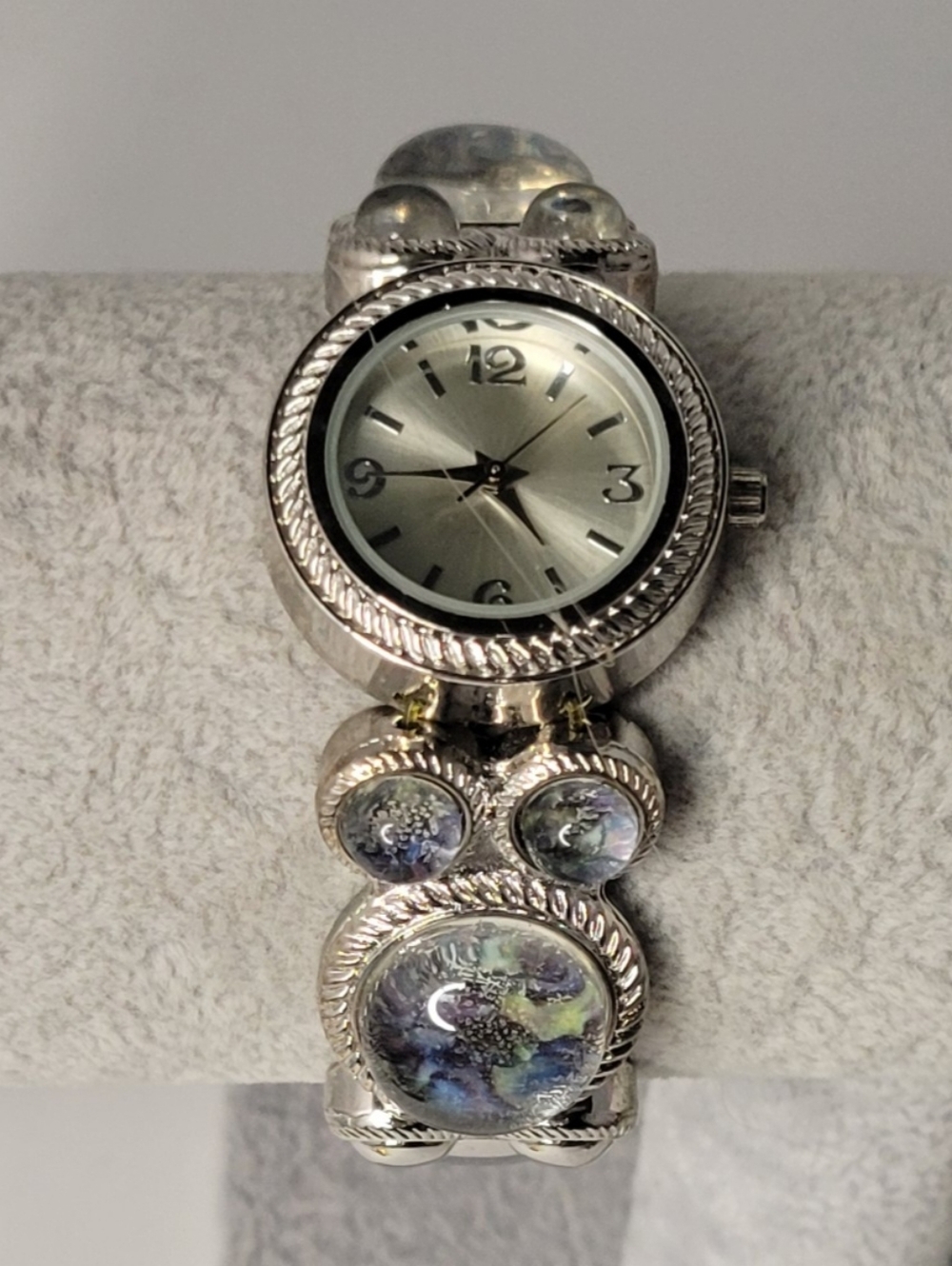 ▪︎Like New! Accutime Women's Watch